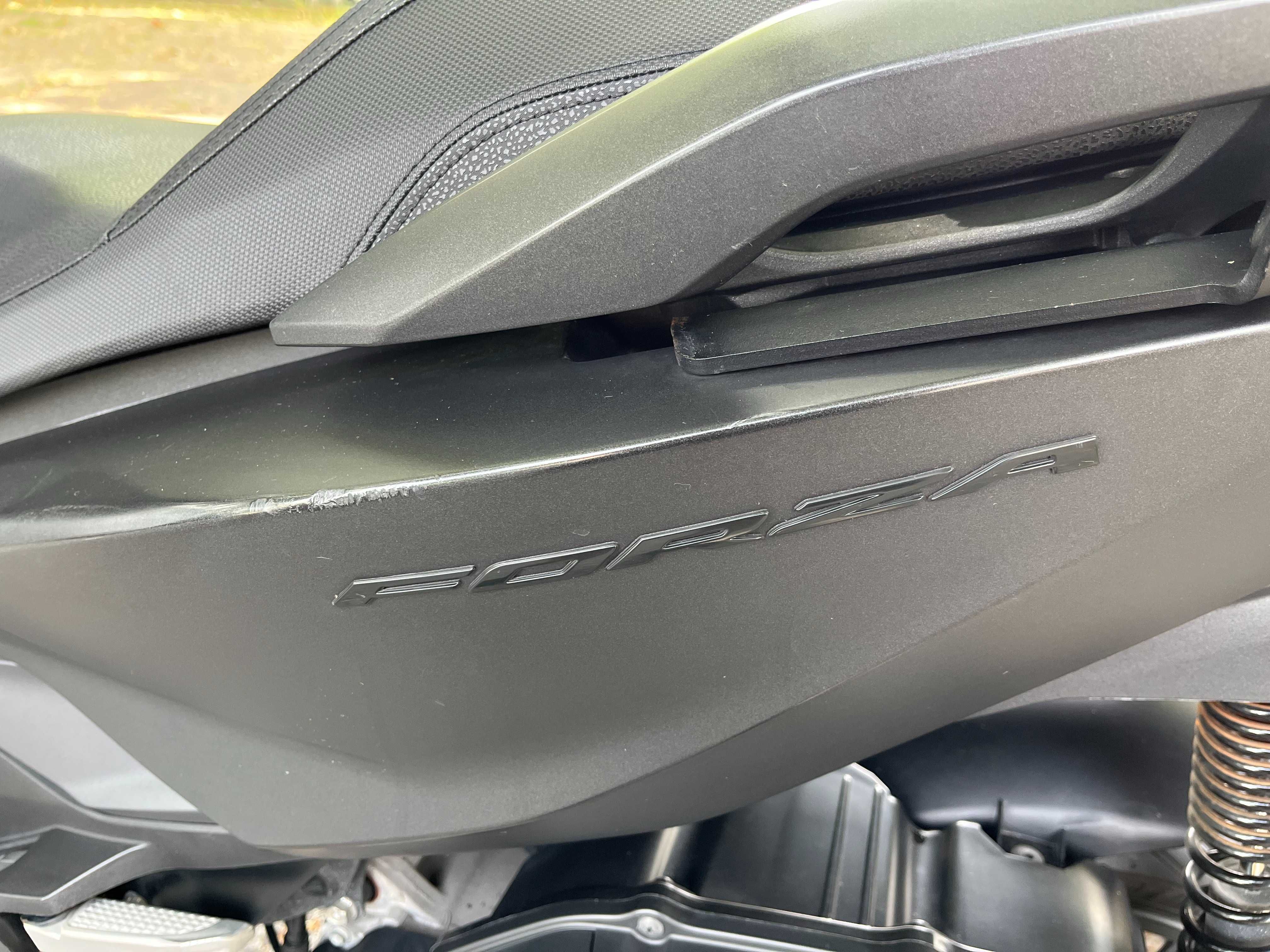 Honda Forza 125 de 2021 - Baixei o preço!