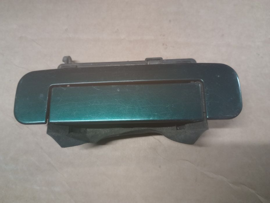 Audi a4 b5 a4b5 przed lift klamka prawa prawy tył LZ6W