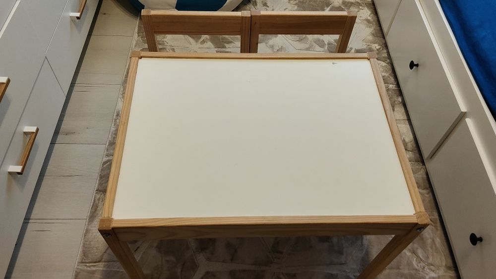 Stolik z krzesłami dla dzieci Ikea