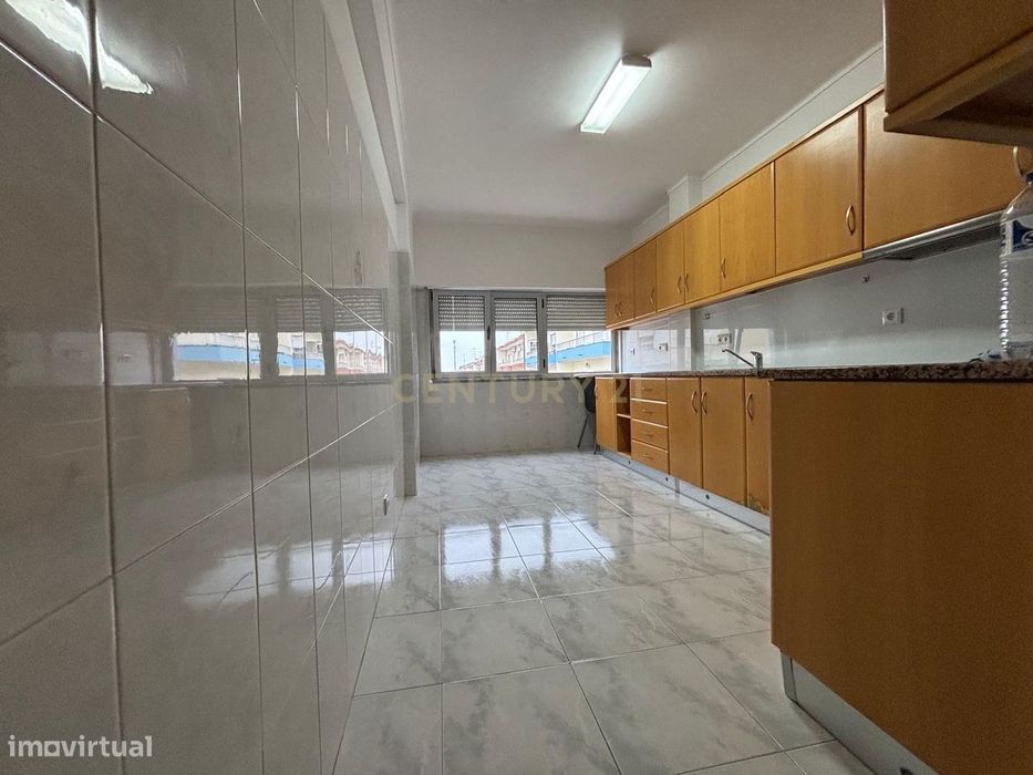 Apartamento T3 - Arrendamento Entroncamento