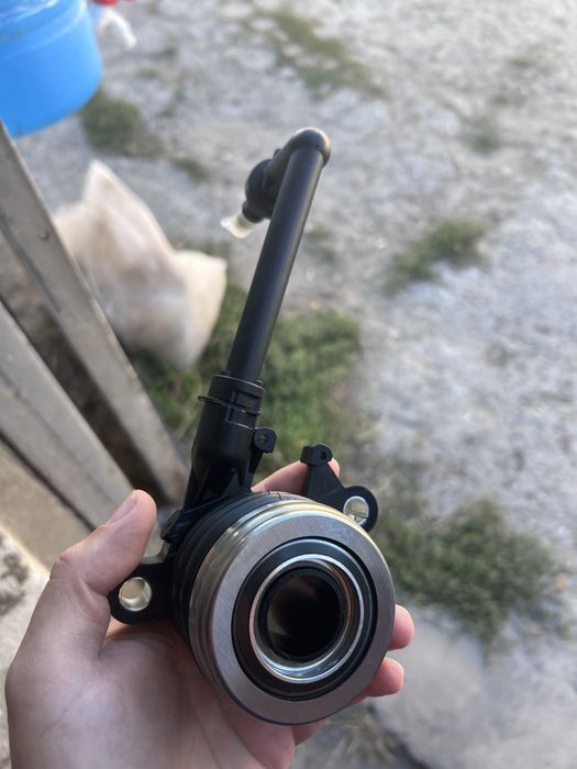 Новый выжимной подшипник сцепления megane scenic laguna 3 dci