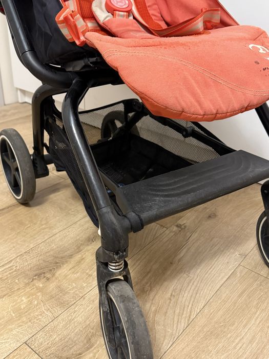 Прогулянкова коляска Cybex Beezy