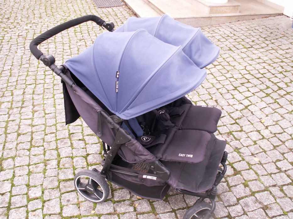 Wózek dla bliźniąt/dzieci rok po roku firmy Baby Monsters EasyTwin