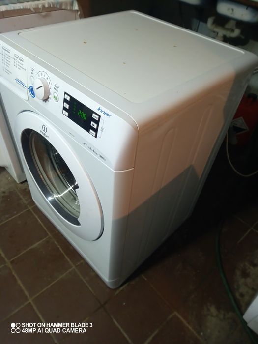 Pralka Indesit XWE81283X