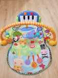 Mata grająca z pianinkiem Fisher Price