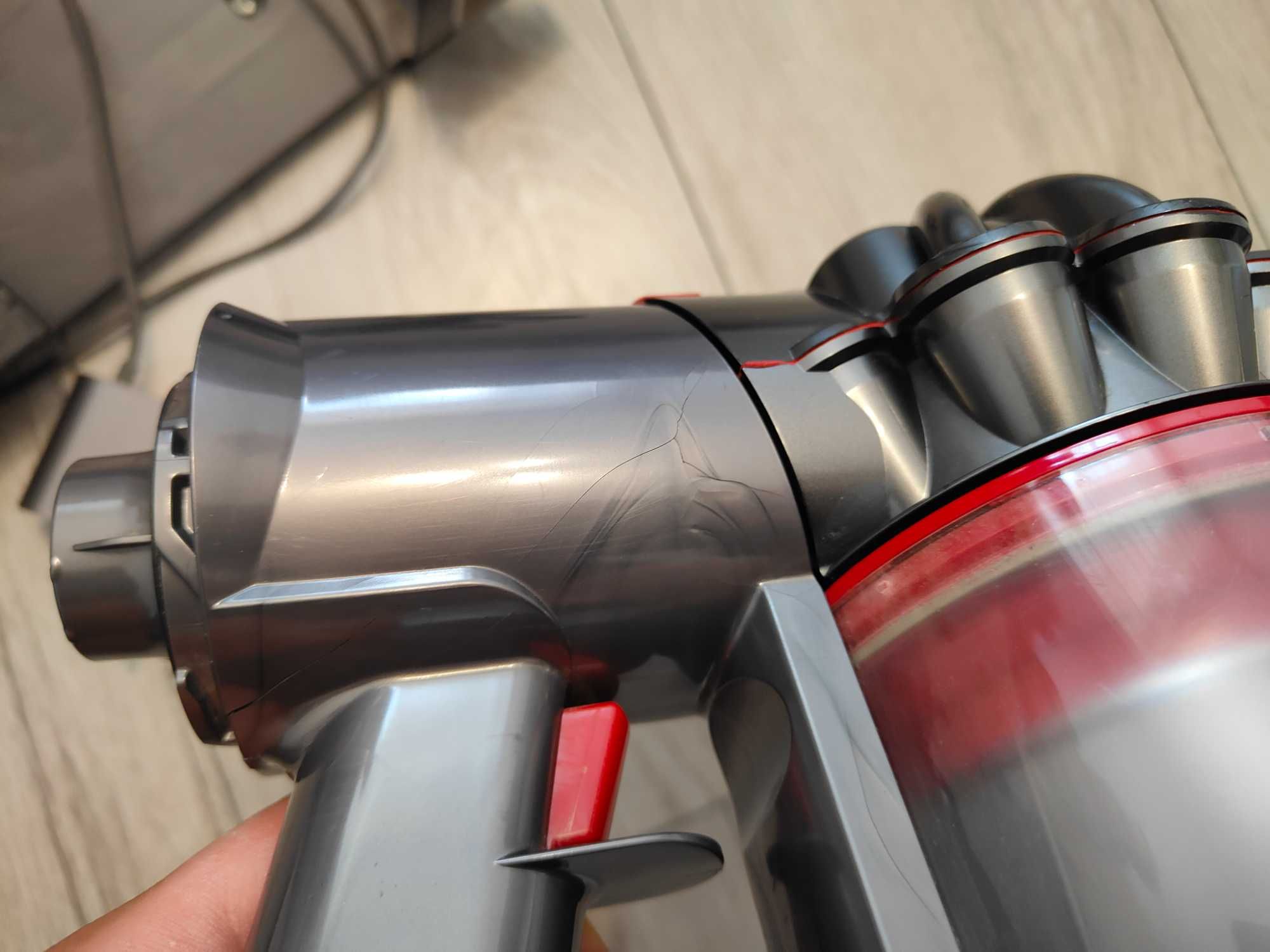 Odkurzacz Dyson V8 + stacja + ładowarka odkurzacz bezprzewodowy Dyson