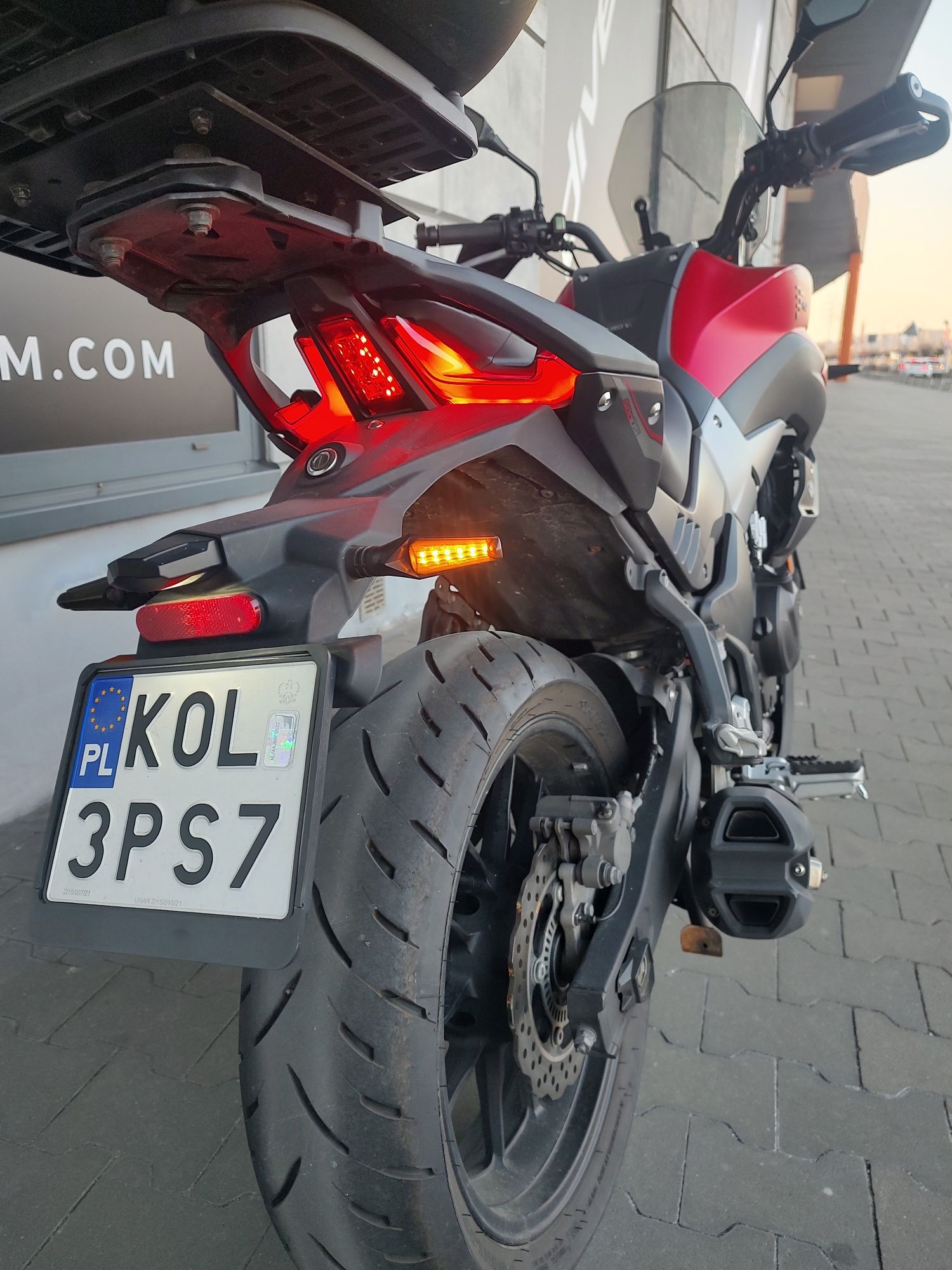 WYNAJEM MOTOCYKLI-kat.,,A,,wypożyczalnia motocykli i aut
