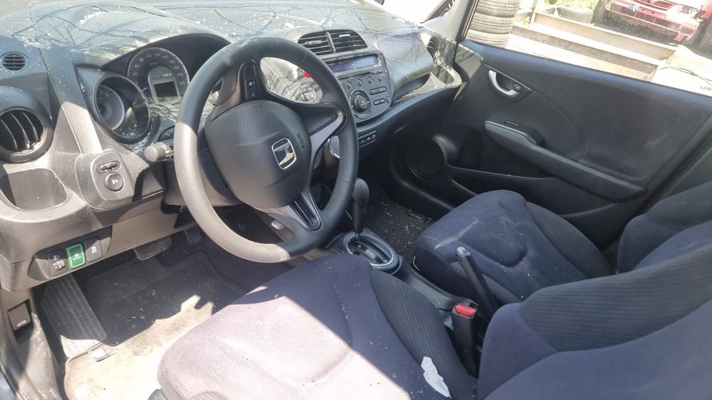 HONDA JAZZ 1.3I IMA I-VTEC HIBRIDO DE 2011 DISPONÍVEL PARA PEÇAS