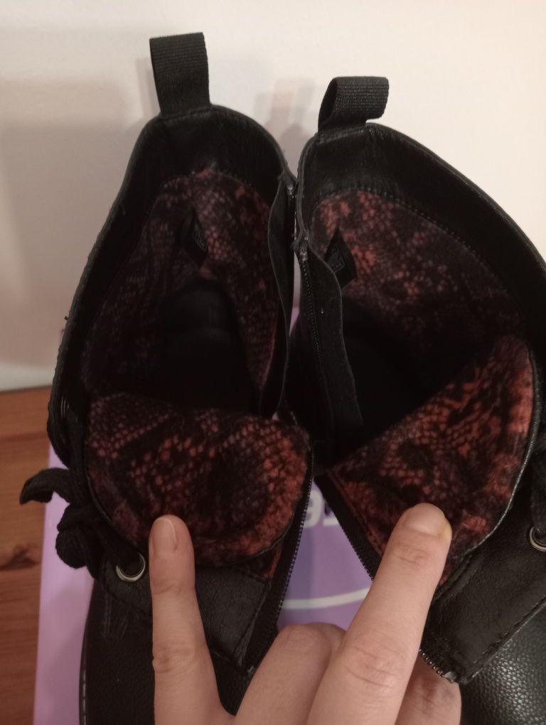 Botki damskie na stopę 28.5 cm  Graceland 43 r.