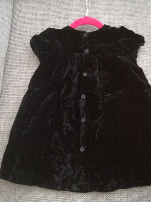 Elegancka welurowa sukienka roz 92