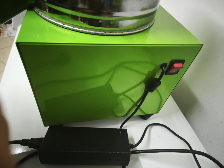 Depenadeira quase sem uso