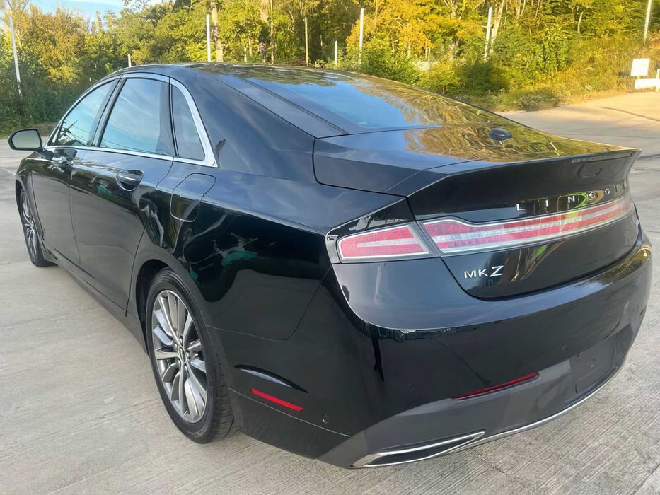 Lincoln MKZ      2018