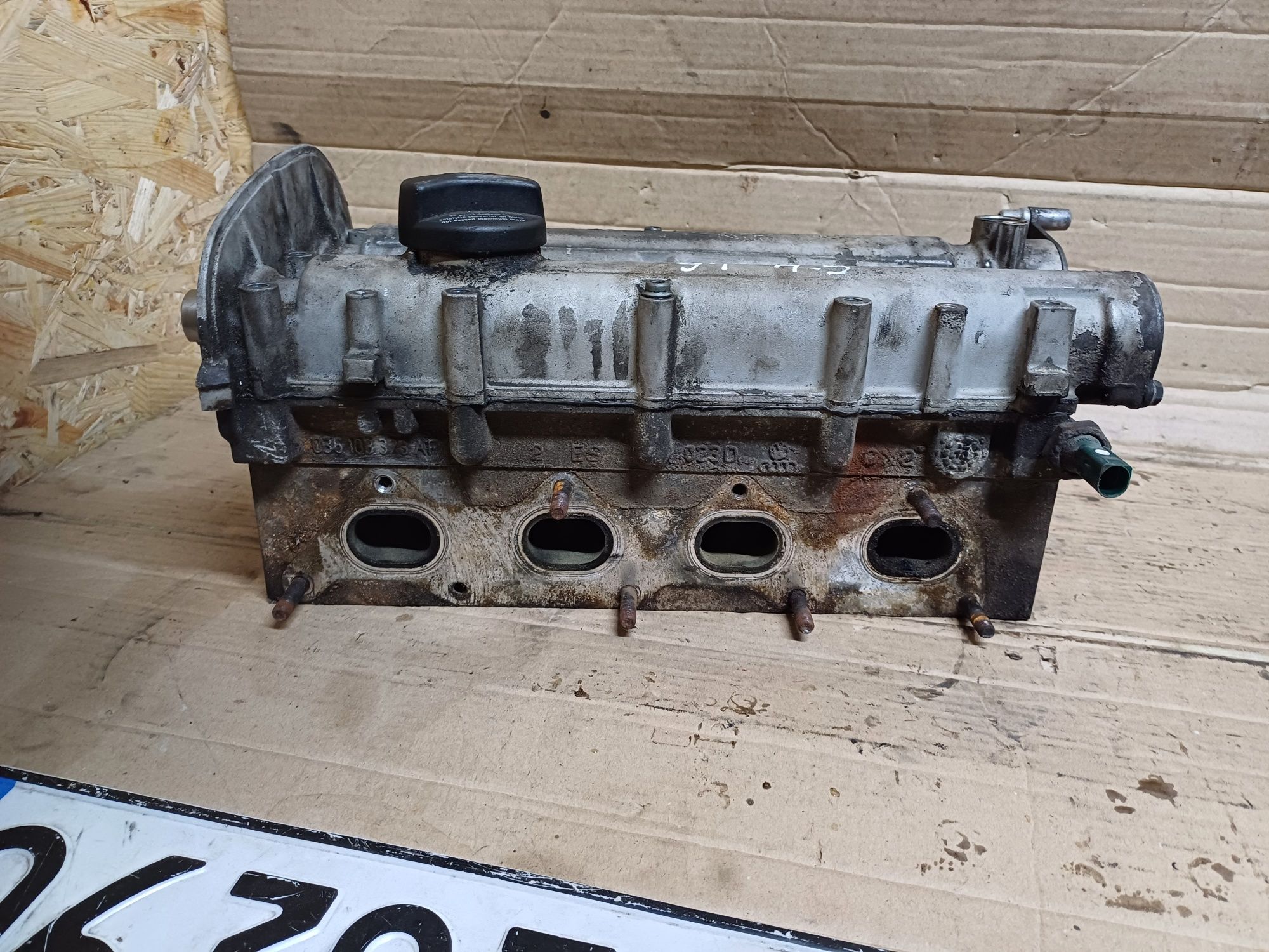 ГБЦ 1.4 1.6 16V головка блоку циліндрів Volkswagen Golf 4 Audi A3 Skod
