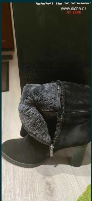 Продам жіночі зимові чоботи р.40