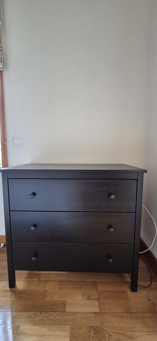 Cómoda com 3 gavetas Nova e montada,  do IKEA
Cómoda c/3 gavetas, pret