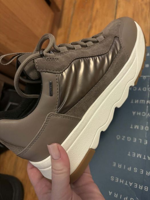 Продам кросівки GEOX