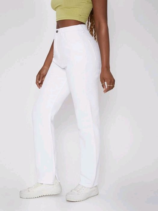 Jeans brancos cintura subida