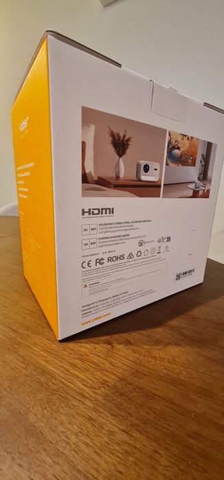 Projetor Yaber L2s -  Novo, na caixa