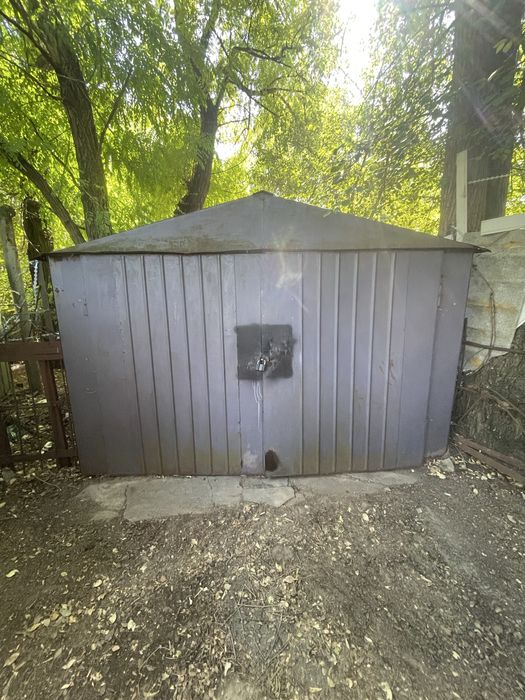 Продам железный гараж.Космос.Роддом