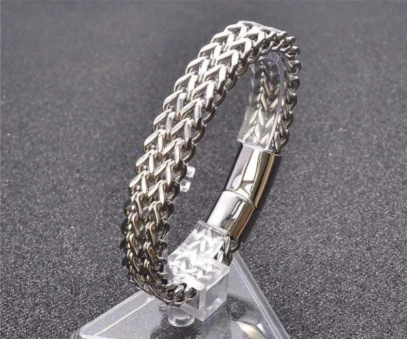 Браслет з нержавіючої сталі