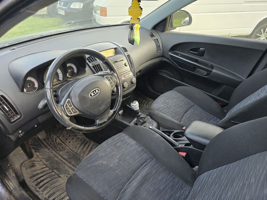 Kia Cee'd 1.6 diesel, 2009r, kombi.