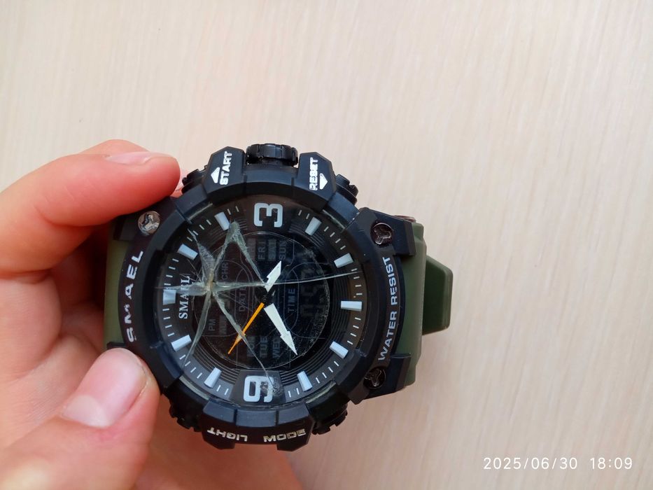 Годинник наручний