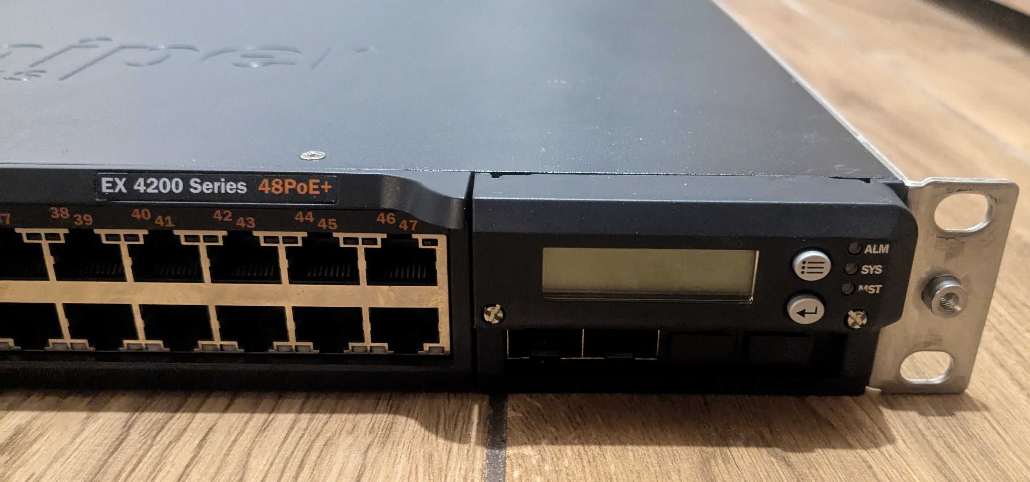 Switch Juniper EX4200-48PX 48x PoE+ Gigabit, 2x AC, moduł 4xSFP 1G