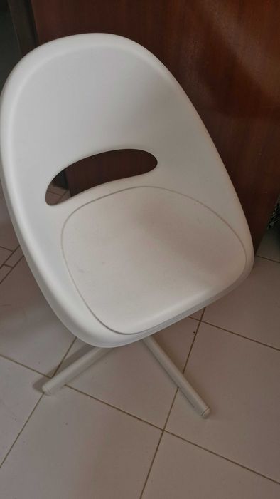 Cadeira para secretária criança