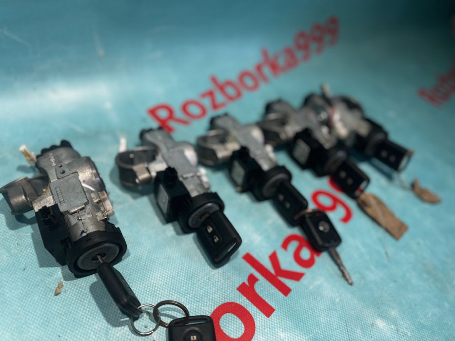 Qashqai j10 замок зажиганія Кашкай 08-13р запчастини