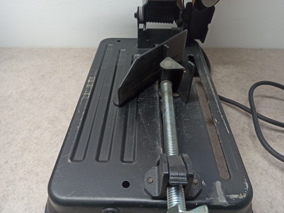 Монтажна піла DeWALT