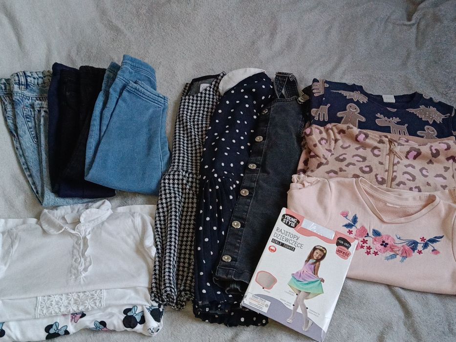 Zestaw ubrań dla dziewczynki r 110/116