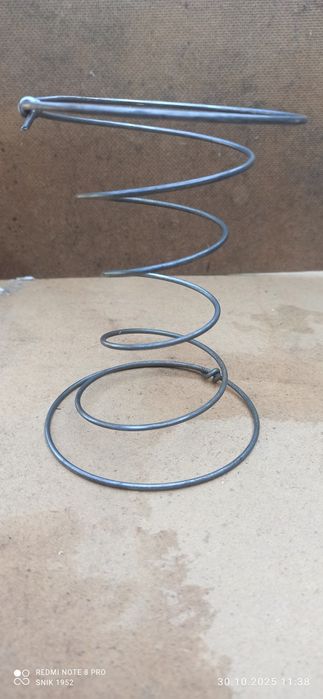 Пружина з дивану СРСР
