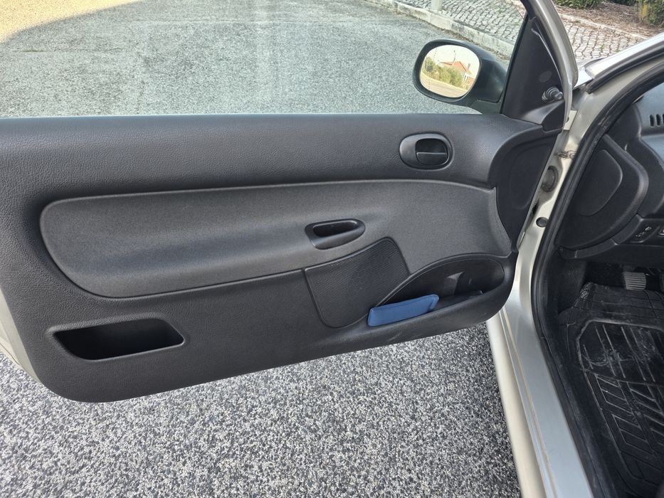 Peugeot 206 1.4 HDI  (poucos quilómetros )