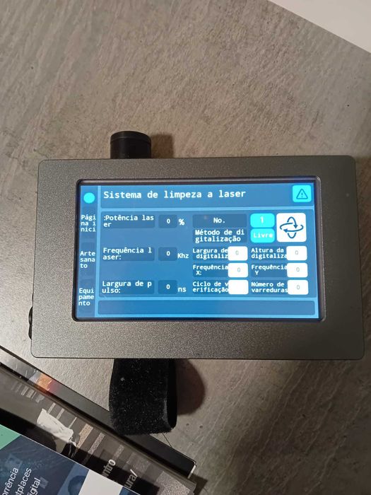 Máquina de limpeza a laser pulsado - Portátil