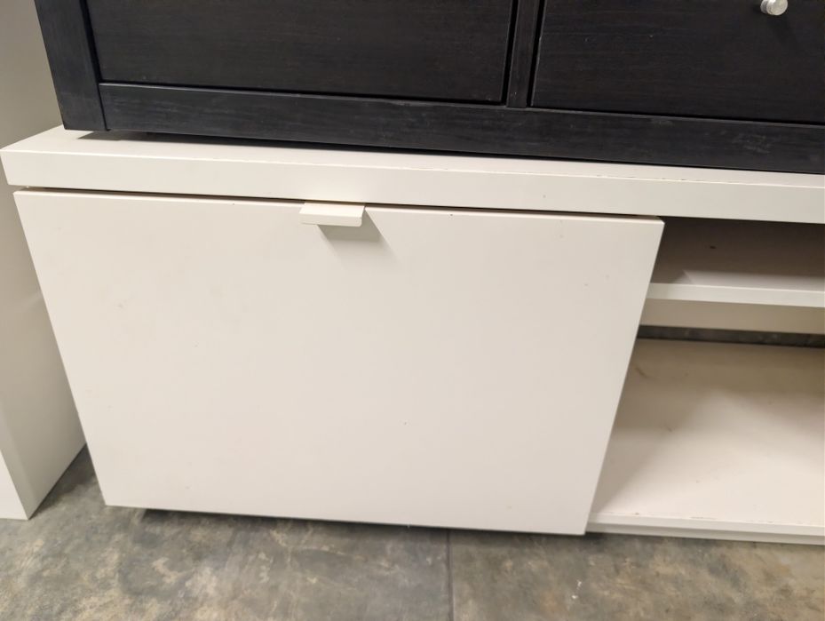 Movel TV IKEA branco