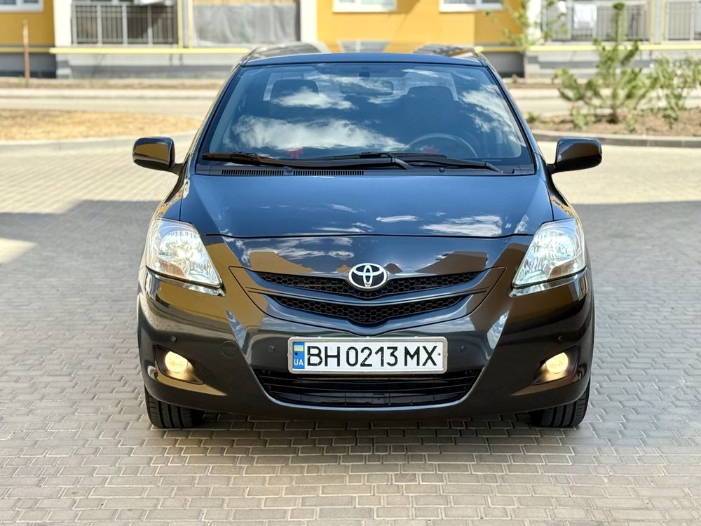 Toyota Yaris 2008г, Полноценный Автомат, 1,5 двигатель.