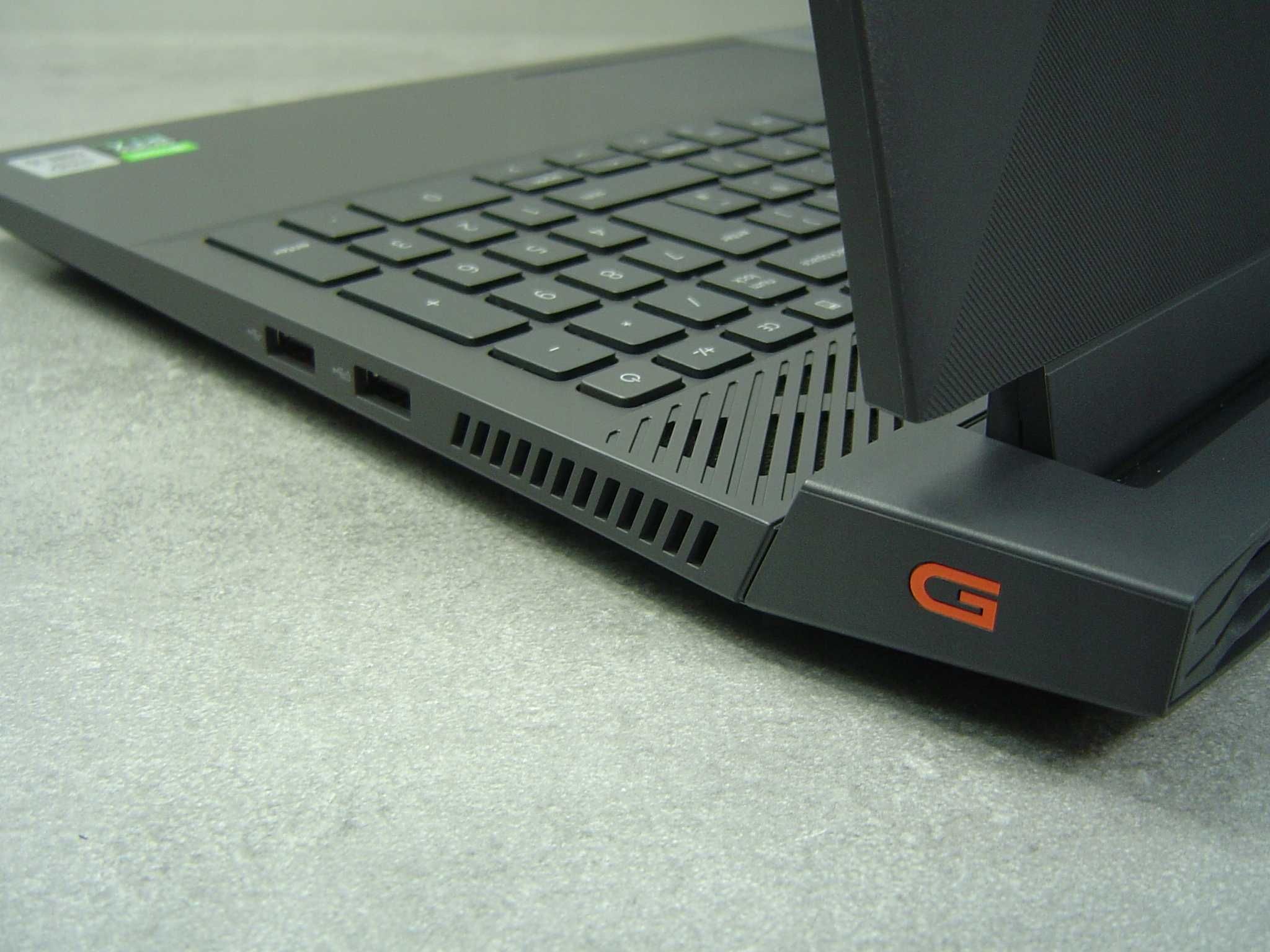 Laptop Gamingowy Dell G15 RTX 3060 + podstawka chłodząca