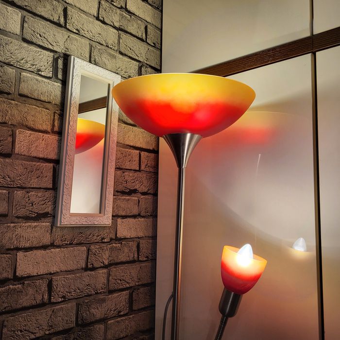 Lampa stojaca podłogowa