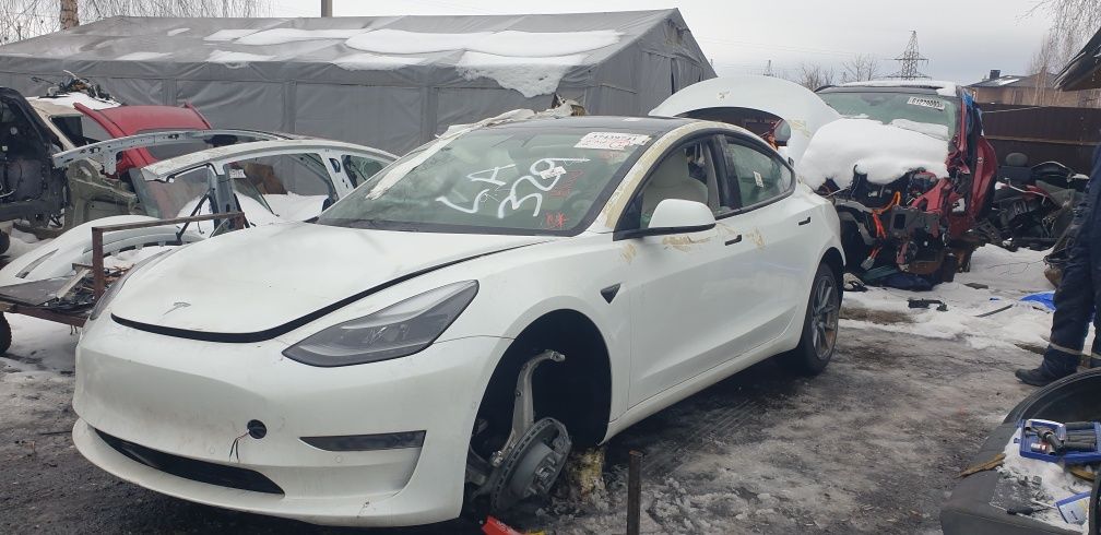 Розбірка tesla model 3 шрот запчастина