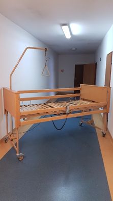 Wypożyczalnia łóżek rehabilitacyjnych medycznych elektrycznych.