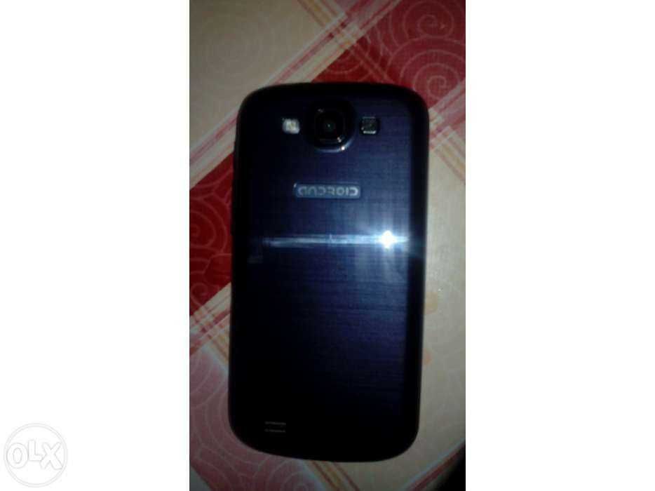 Telefone ótimo com avaria apenas no Touch