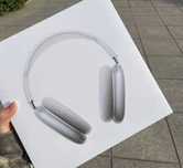 Apple AirPods Max Headphones Silver