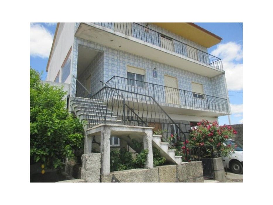 Moradia com 122 m2 em Travancinha