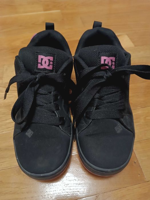 Dc shoes court graffic pink