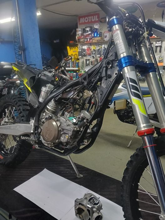 Husqvarna TEI 300 Jarvis