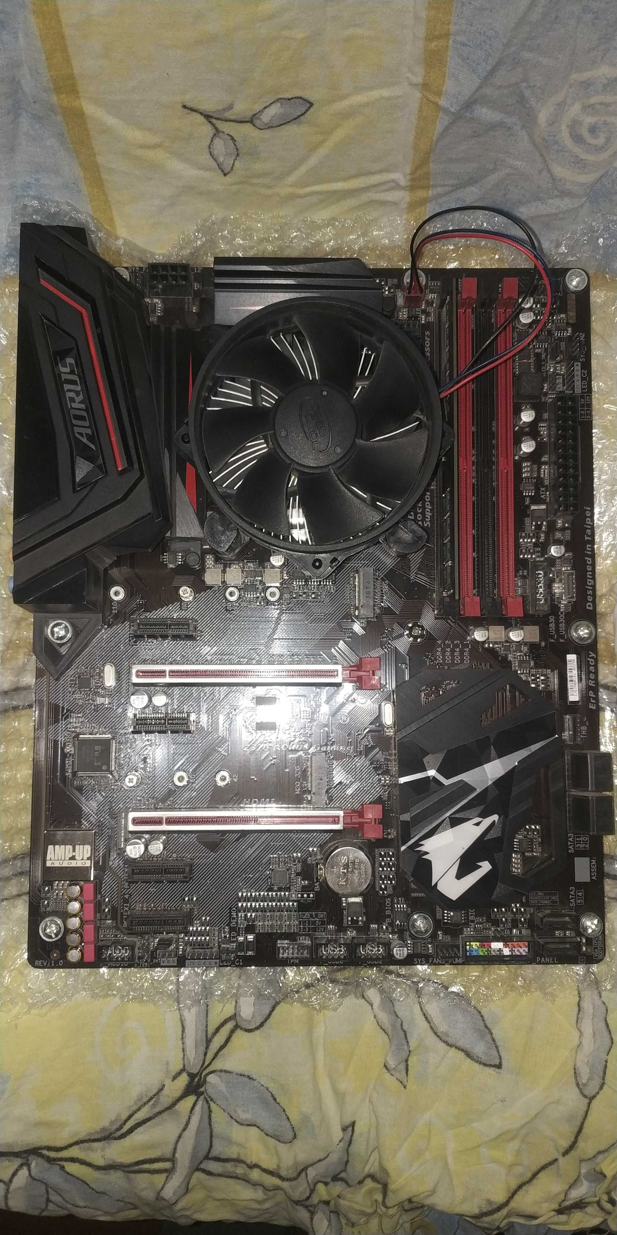 Плата Gigabyte Z370 Aorus Gaming 3 + Celeron G4920 + DDR4 8GB 2133Mhz