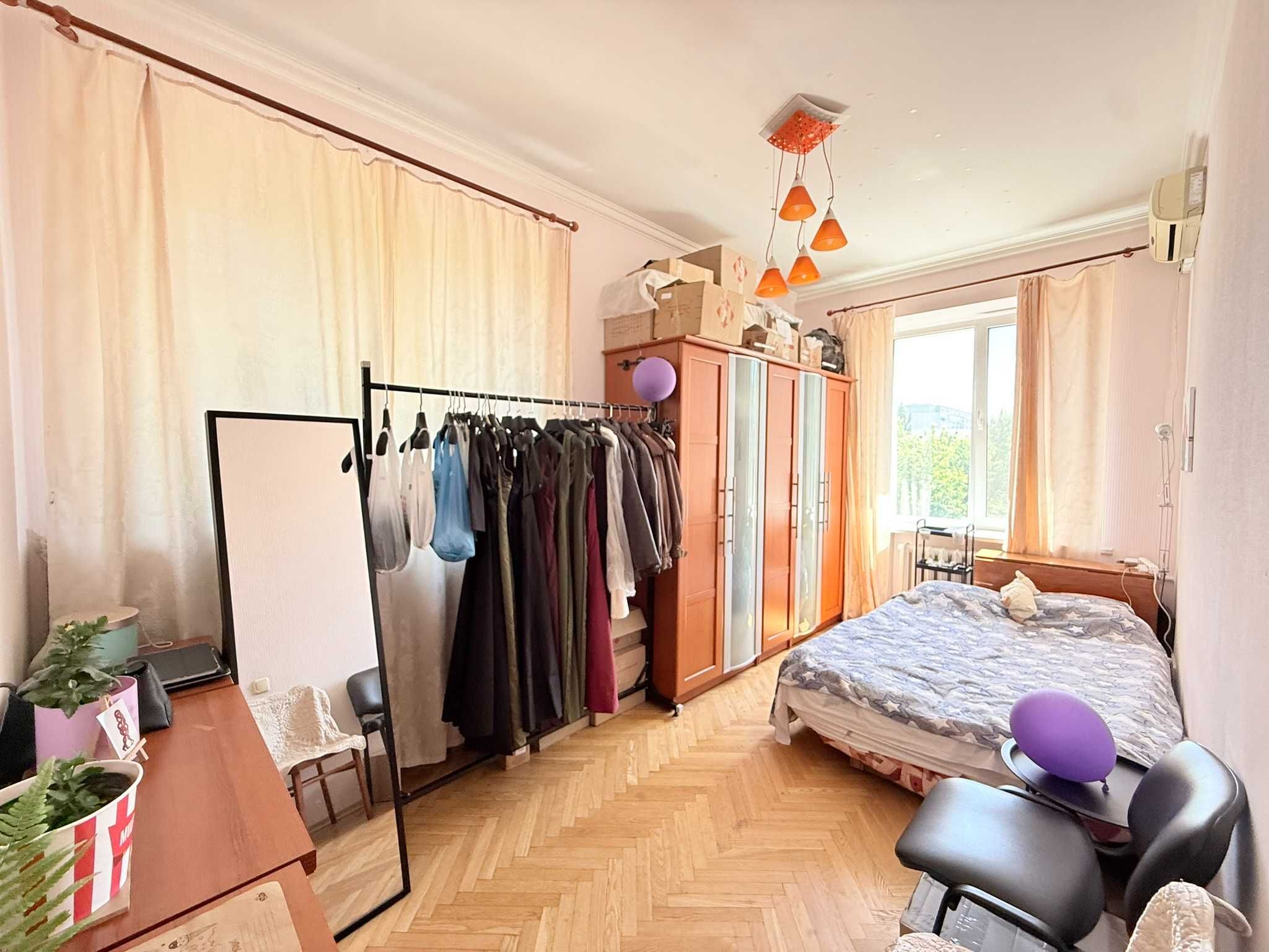 3-к, м. Дарниця, сталінка, Набоки (Бажова).
