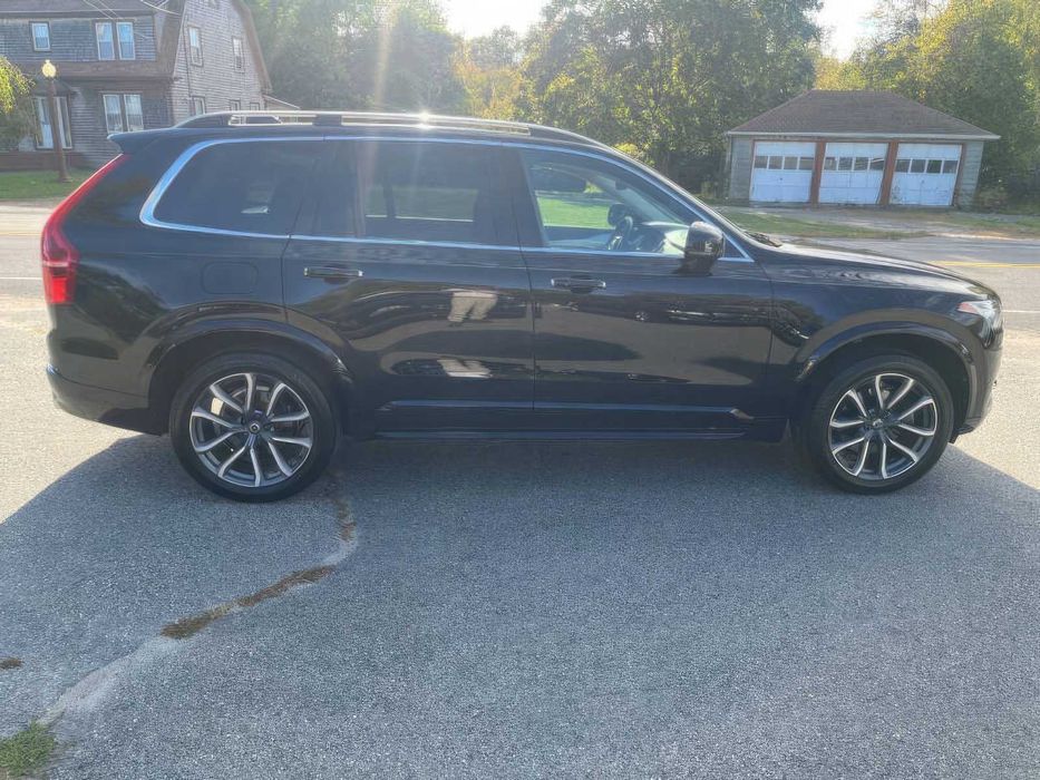 Volvo XC90      2018
