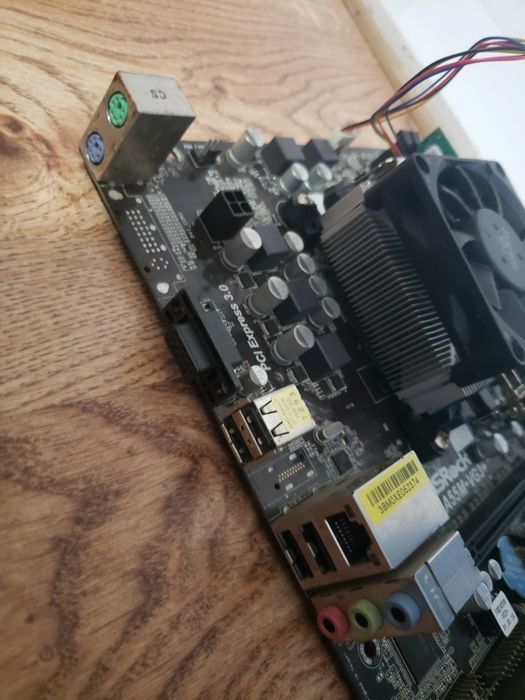 Комплект! ASRock Fm2A55M-VG3+ AMD A6-6400 2GB DDR3