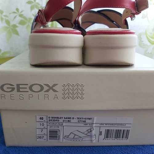 Красивые сандали GEOX 40 размер